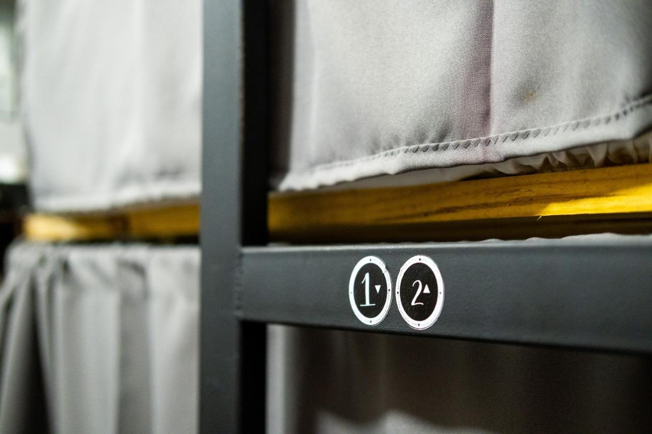 Baku Laureles Hostel Μεντεγίν Εξωτερικό φωτογραφία
